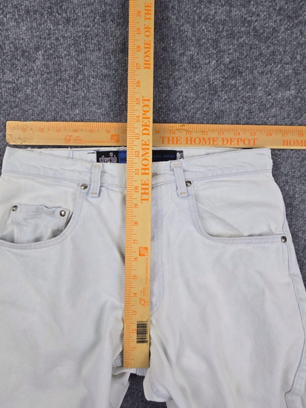 Vintage Levi’s SilverTab Relaxed Fit Jeans 32x34 Made in USA 1992 Light Wash - Picture 13 of 16